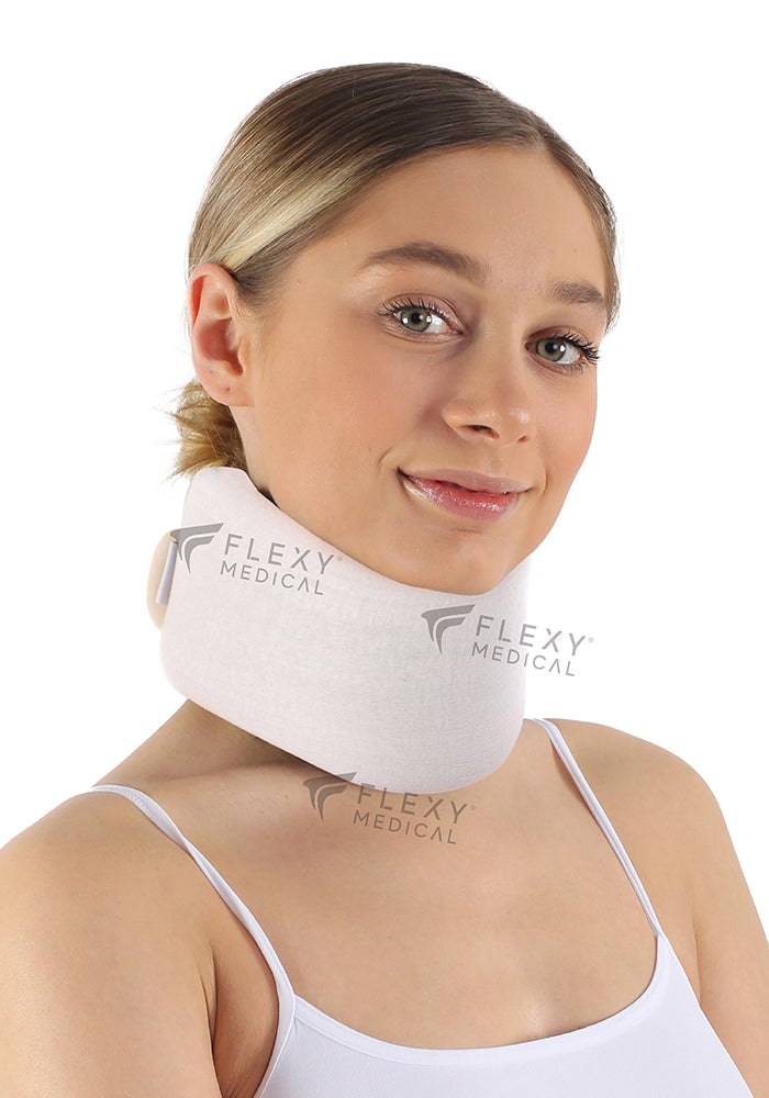 Flexy Medical Ortopedik Sünger Boyunluk - Boyun Fıtığı, Boyun Düzleşmesi ve Boyun Tutulması İçin Destekleyici Yumuşak Boyunluk - Boyun Ağrısı Giderici Sabitleyici Medikal Boyun Aparatı